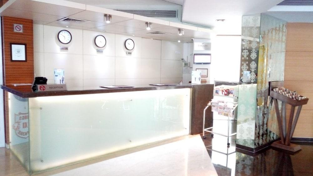 Hotel Ramada By Wyndham Navi Mumbai Zewnętrze zdjęcie