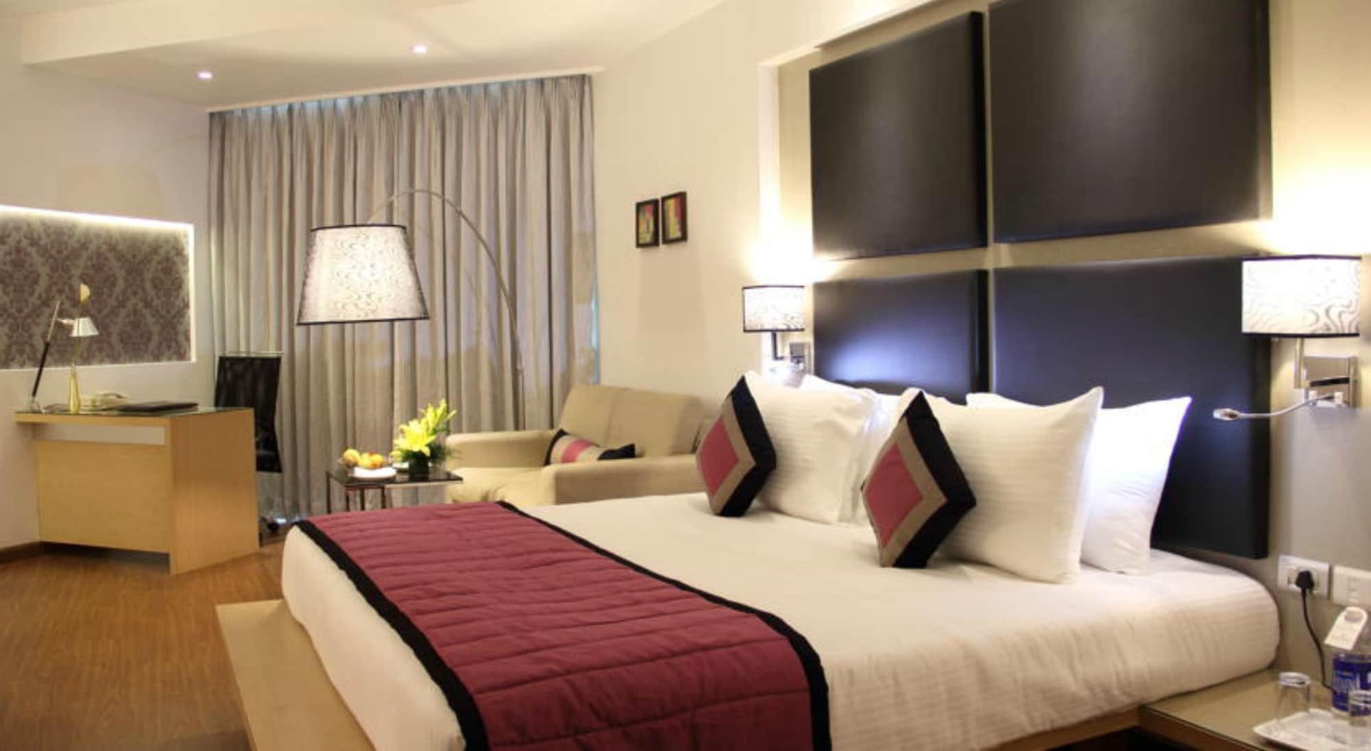 Hotel Ramada By Wyndham Navi Mumbai Zewnętrze zdjęcie