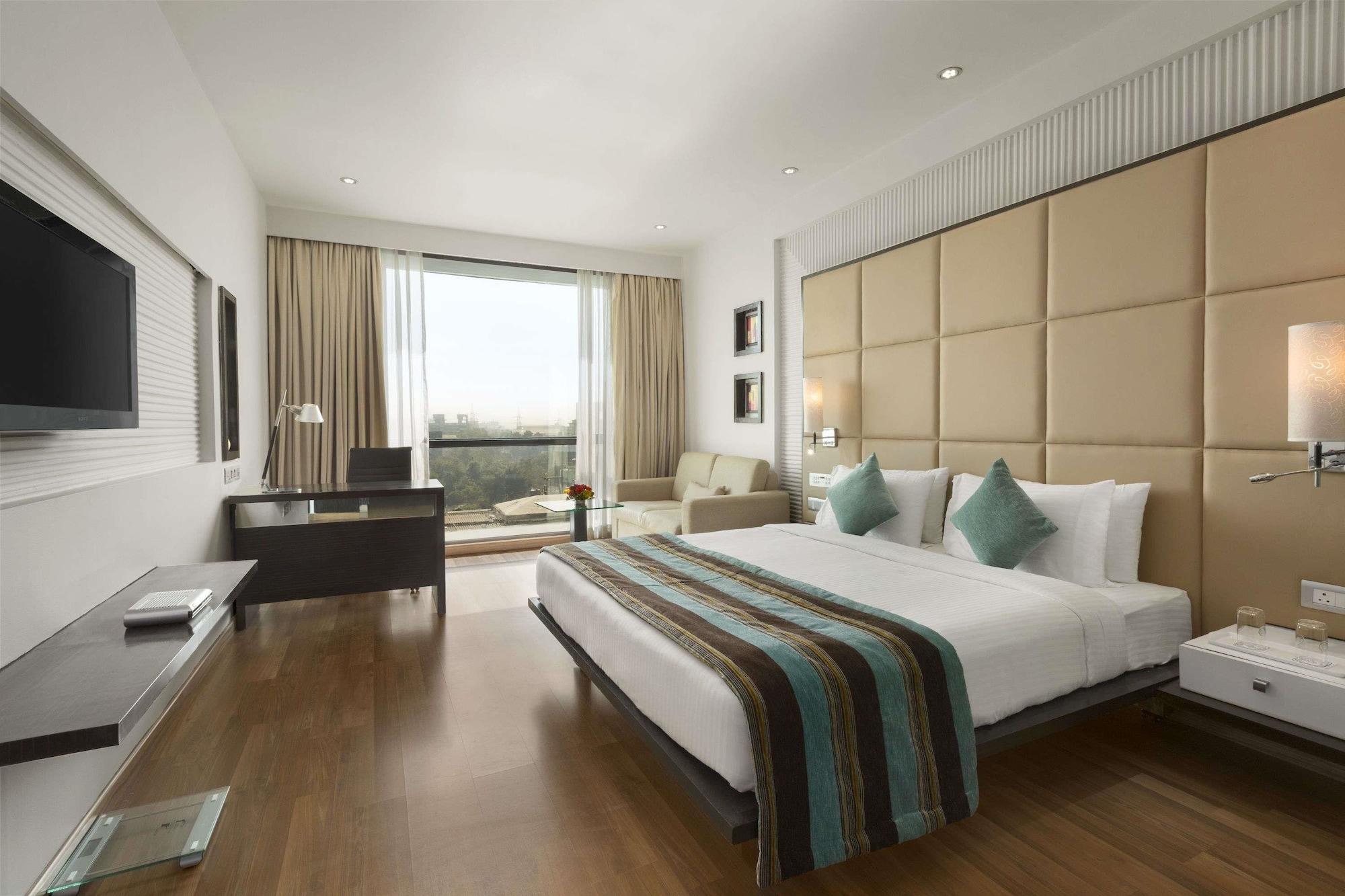 Hotel Ramada By Wyndham Navi Mumbai Zewnętrze zdjęcie
