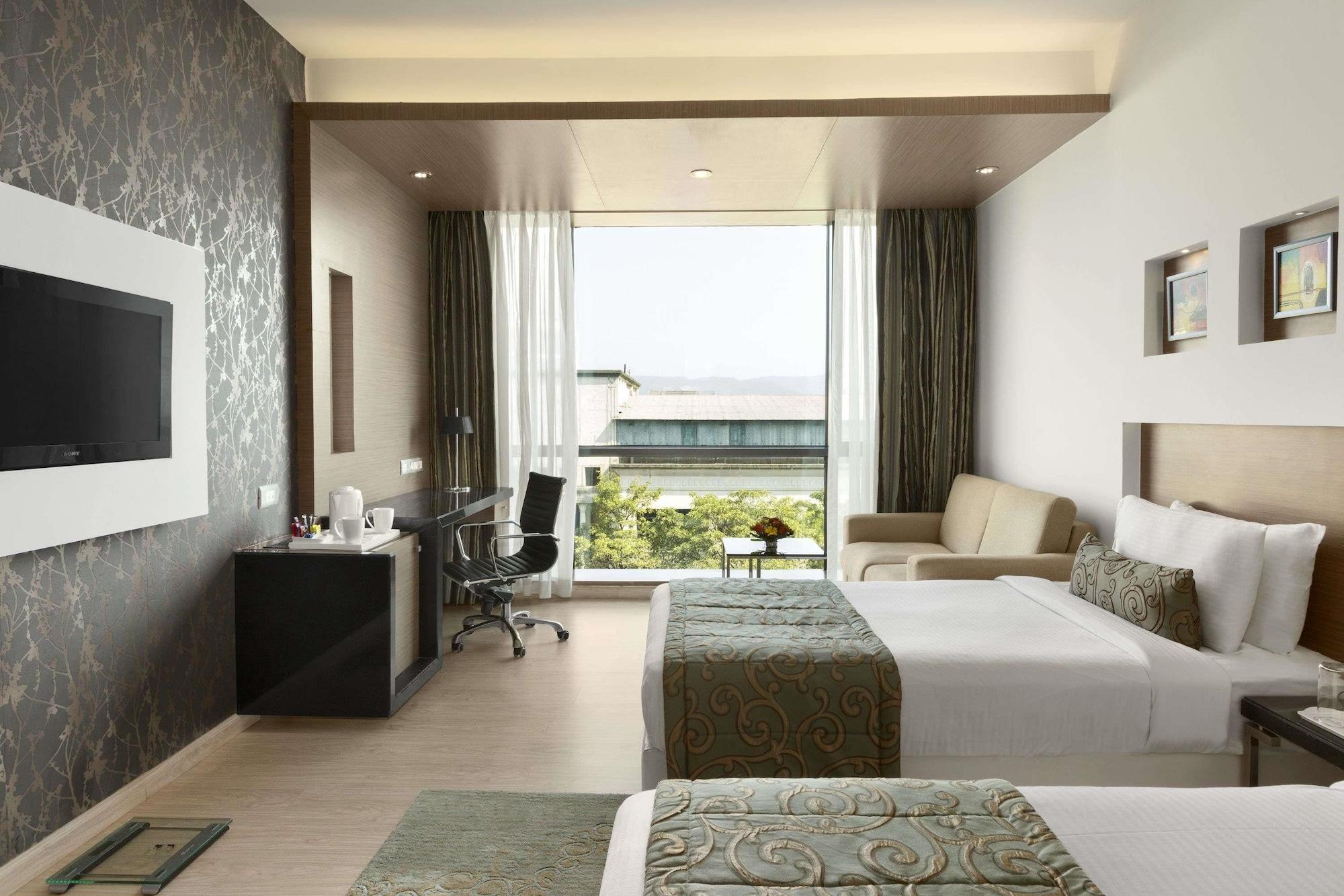 Hotel Ramada By Wyndham Navi Mumbai Zewnętrze zdjęcie