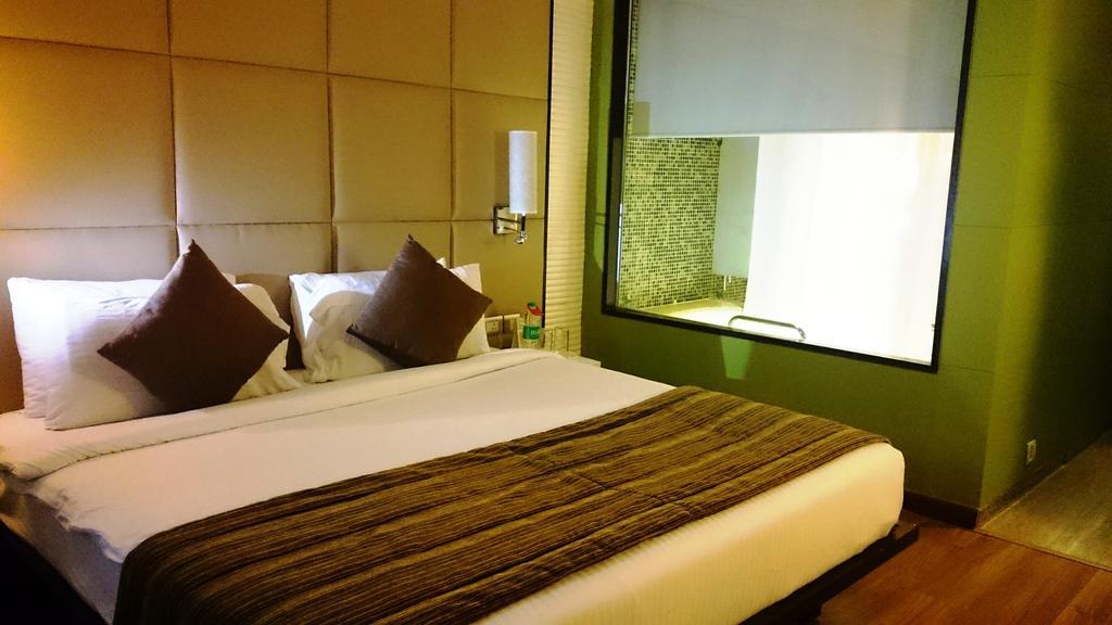 Hotel Ramada By Wyndham Navi Mumbai Zewnętrze zdjęcie