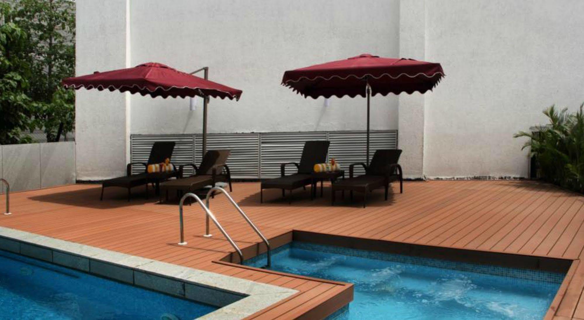 Hotel Ramada By Wyndham Navi Mumbai Zewnętrze zdjęcie